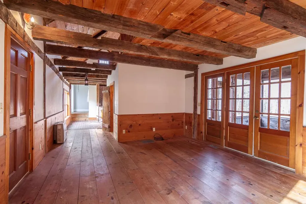 865 Parker Mountain Road Strafford NH 03884