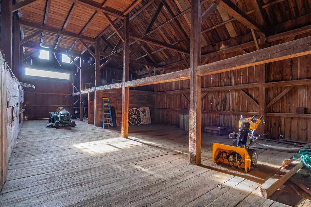 865 Parker Mountain Road Strafford NH 03884