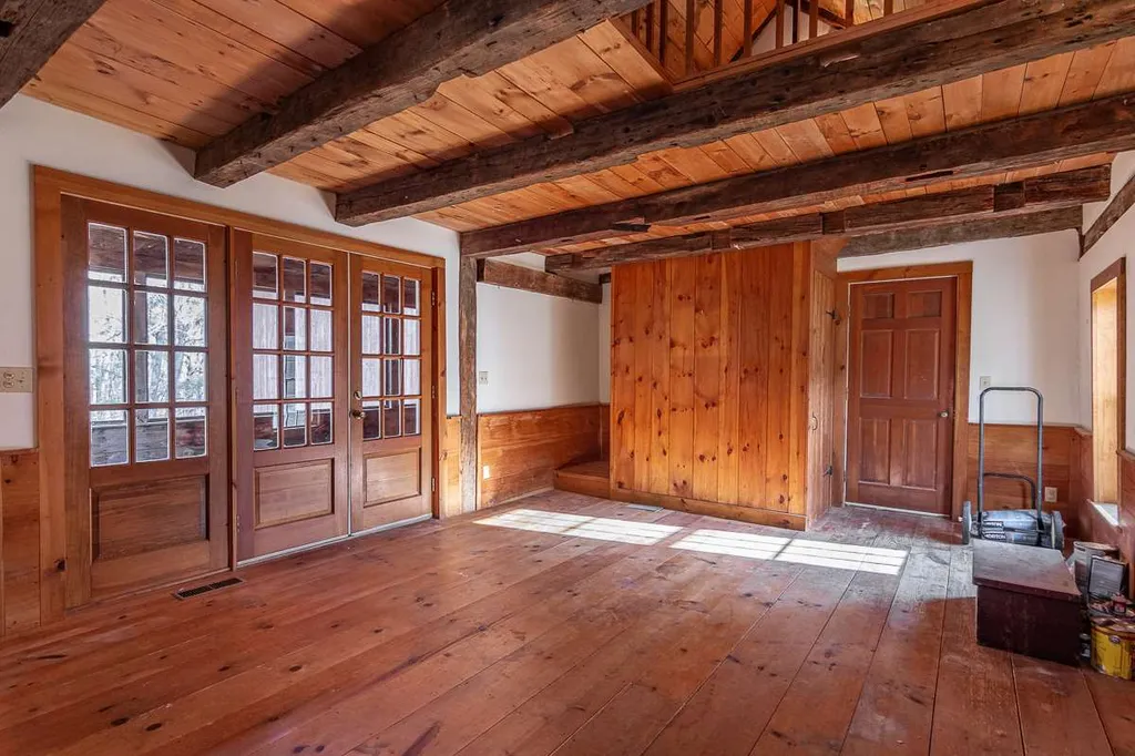 865 Parker Mountain Road Strafford NH 03884