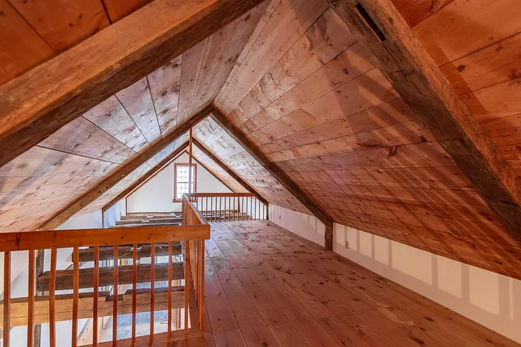 865 Parker Mountain Road Strafford NH 03884