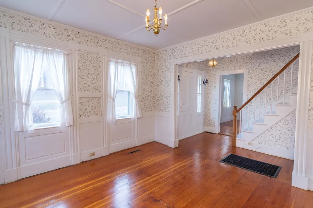865 Parker Mountain Road Strafford NH 03884