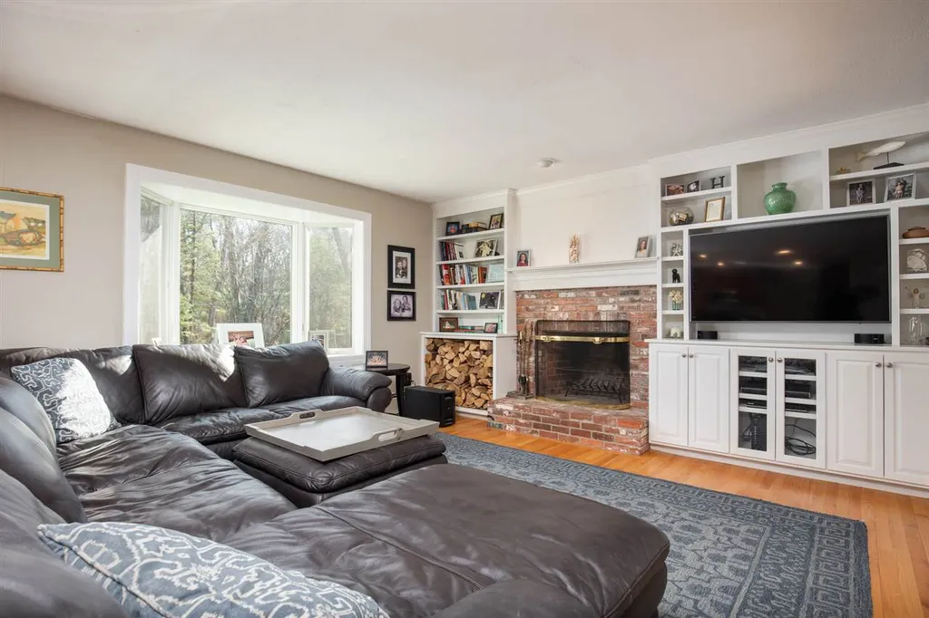 10 Vanderpool Drive Hampton NH 03842