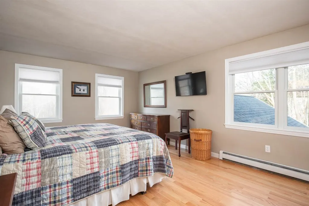 10 Vanderpool Drive Hampton NH 03842