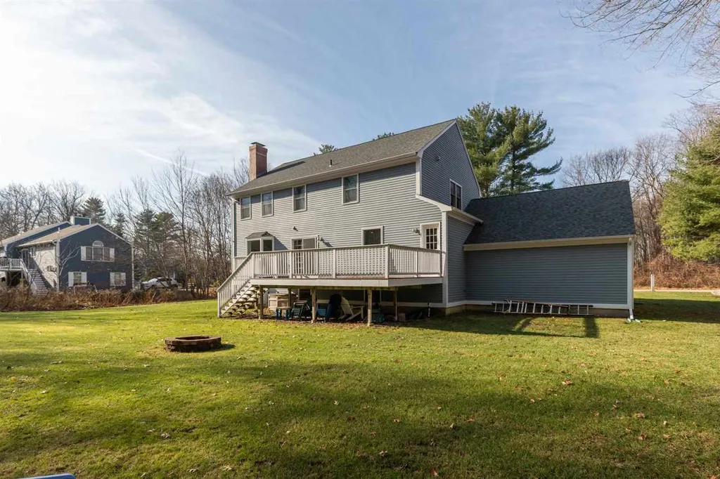 10 Vanderpool Drive Hampton NH 03842