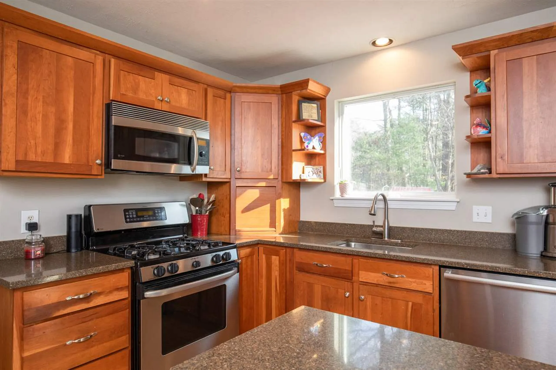 10 Vanderpool Drive Hampton NH 03842