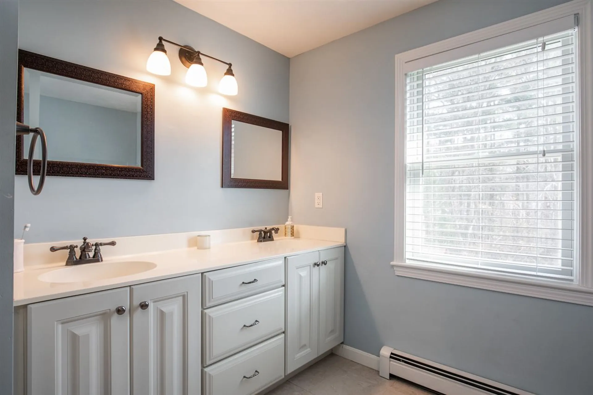 10 Vanderpool Drive Hampton NH 03842