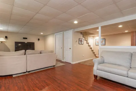 10 Vanderpool Drive Hampton NH 03842