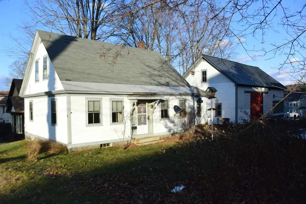 16 Summer Street Northfield NH 03276