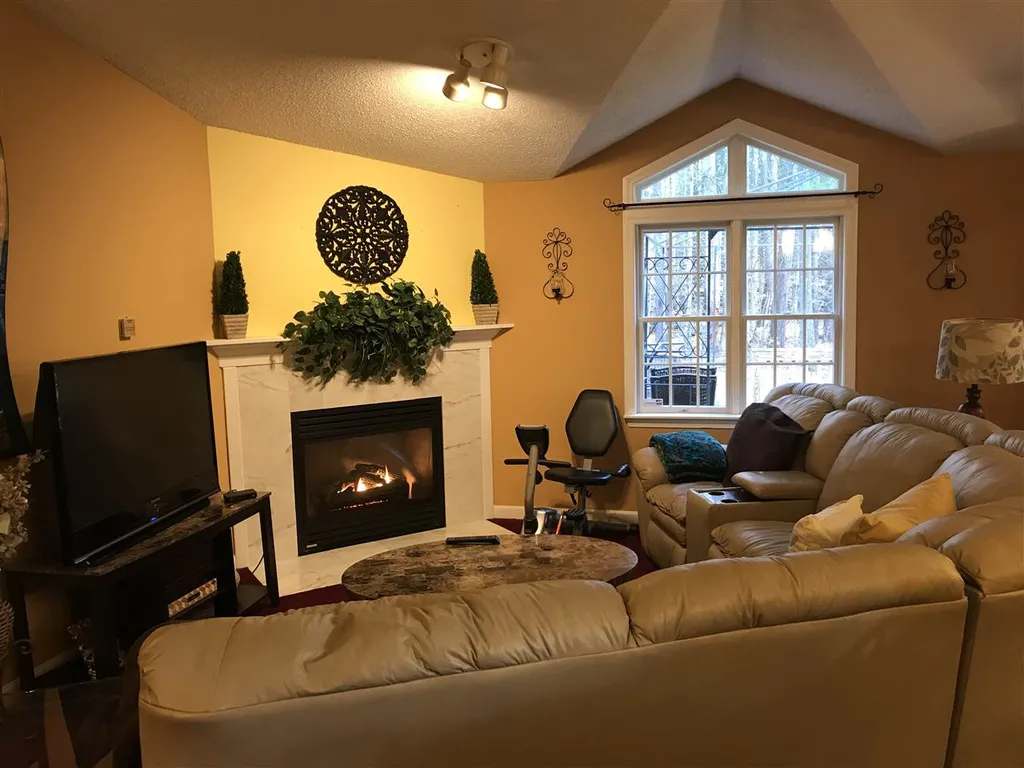 64 Range Road Alton NH 03809