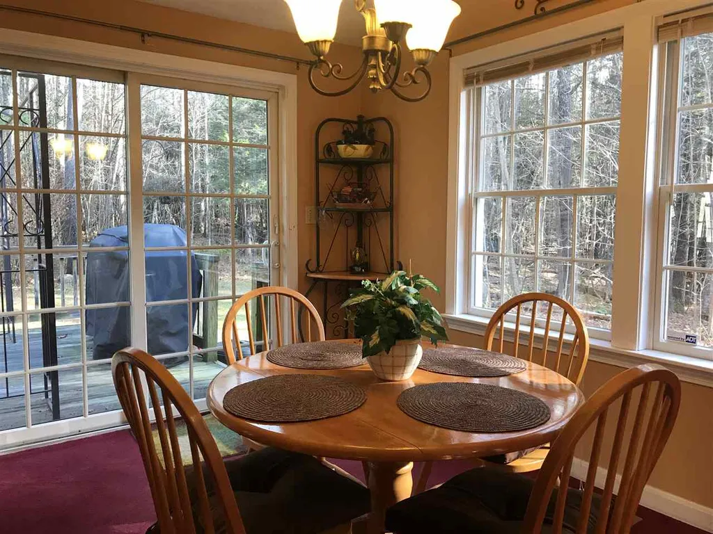 64 Range Road Alton NH 03809