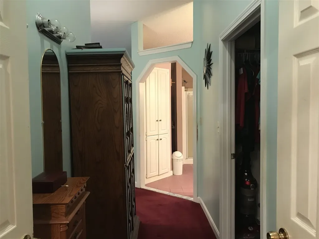 64 Range Road Alton NH 03809