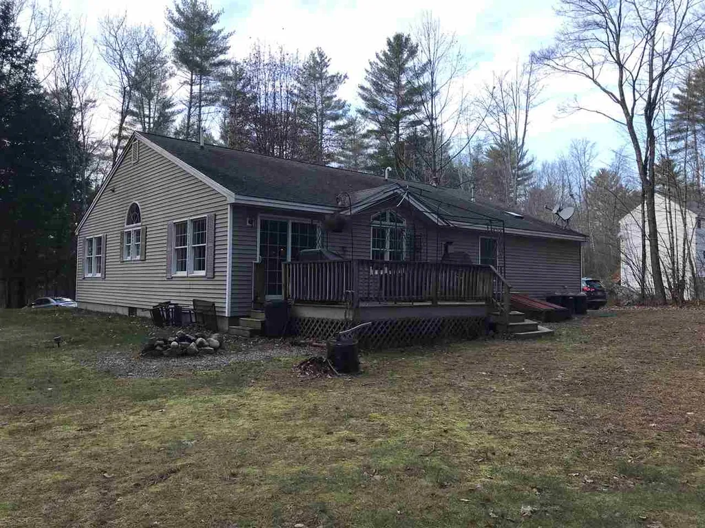 64 Range Road Alton NH 03809