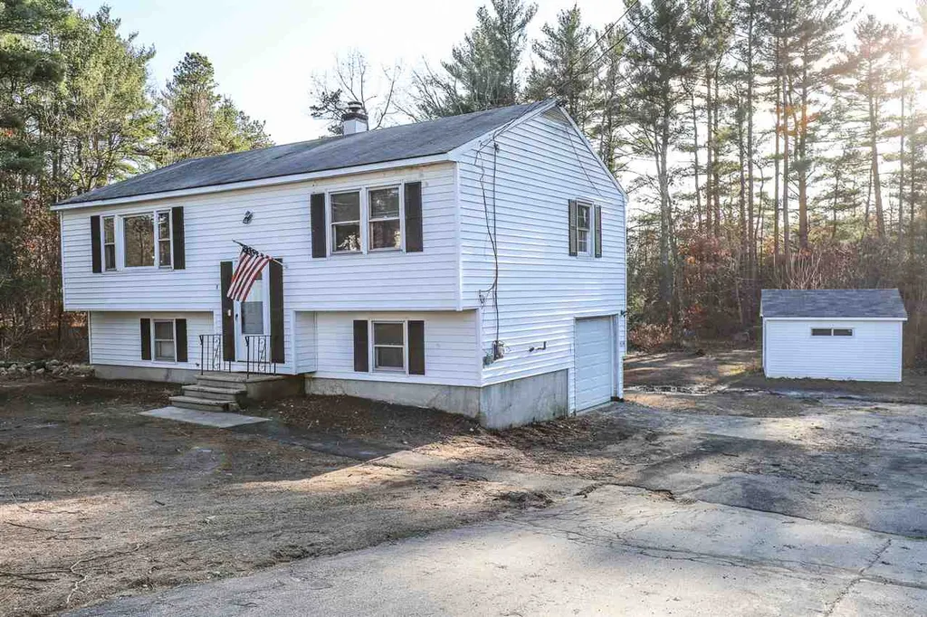2 Wood Avenue Derry NH 03038