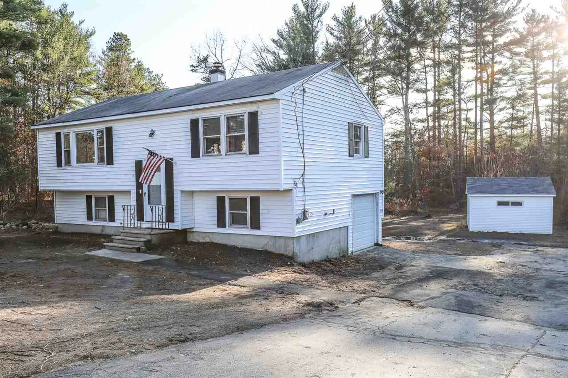 2 Wood Avenue Derry NH 03038