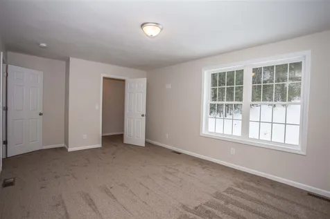 22 Davisville Road Wilton NH 03086