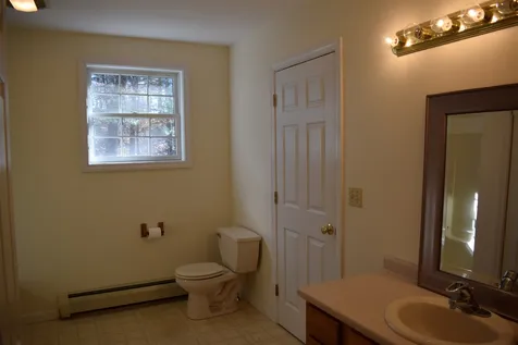 27 Barnes Avenue Alton NH 03809