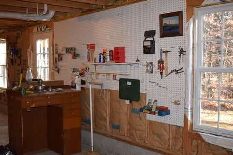 27 Barnes Avenue Alton NH 03809