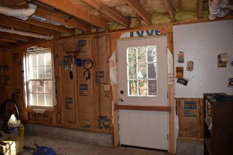 27 Barnes Avenue Alton NH 03809