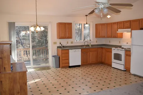 27 Barnes Avenue Alton NH 03809