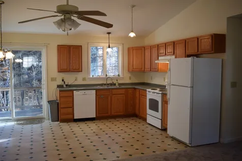 27 Barnes Avenue Alton NH 03809