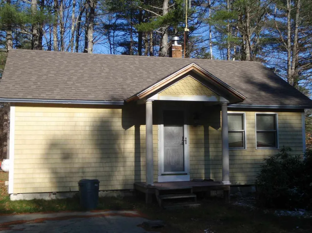 4 Spruce Lane Grafton NH 03240