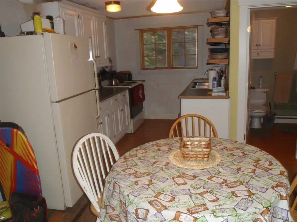 4 Spruce Lane Grafton NH 03240