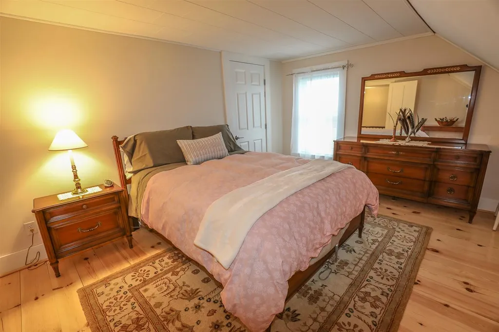 113 Daroska Road Pittsfield NH 03263