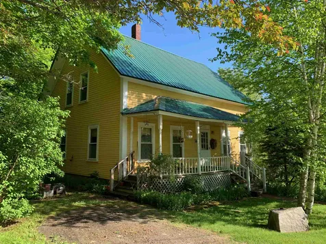 52 Governor Mattocks Road Peacham VT 05862