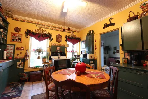 52 Governor Mattocks Road Peacham VT 05862