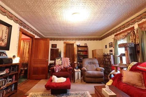 52 Governor Mattocks Road Peacham VT 05862
