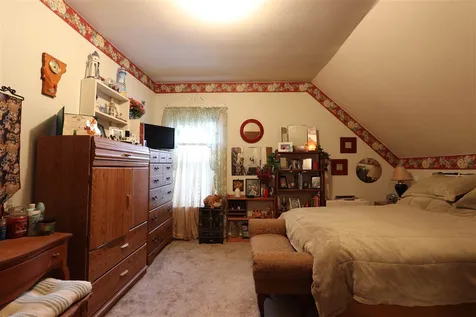 52 Governor Mattocks Road Peacham VT 05862