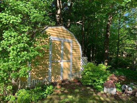 52 Governor Mattocks Road Peacham VT 05862