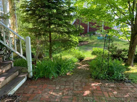 52 Governor Mattocks Road Peacham VT 05862
