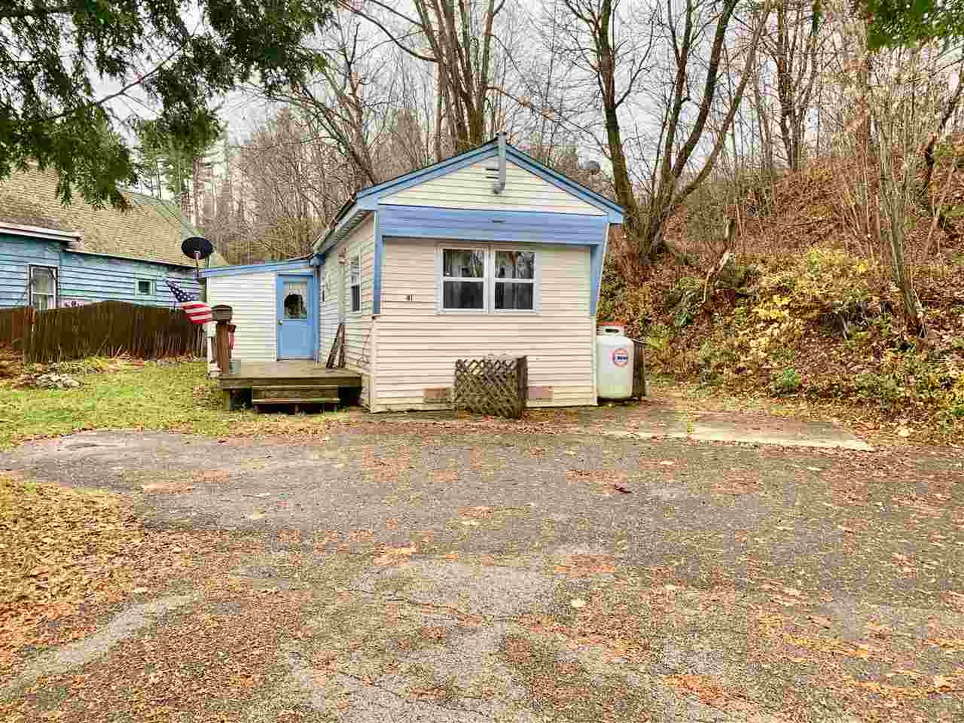 41 Bridge Street Colebrook NH 03576