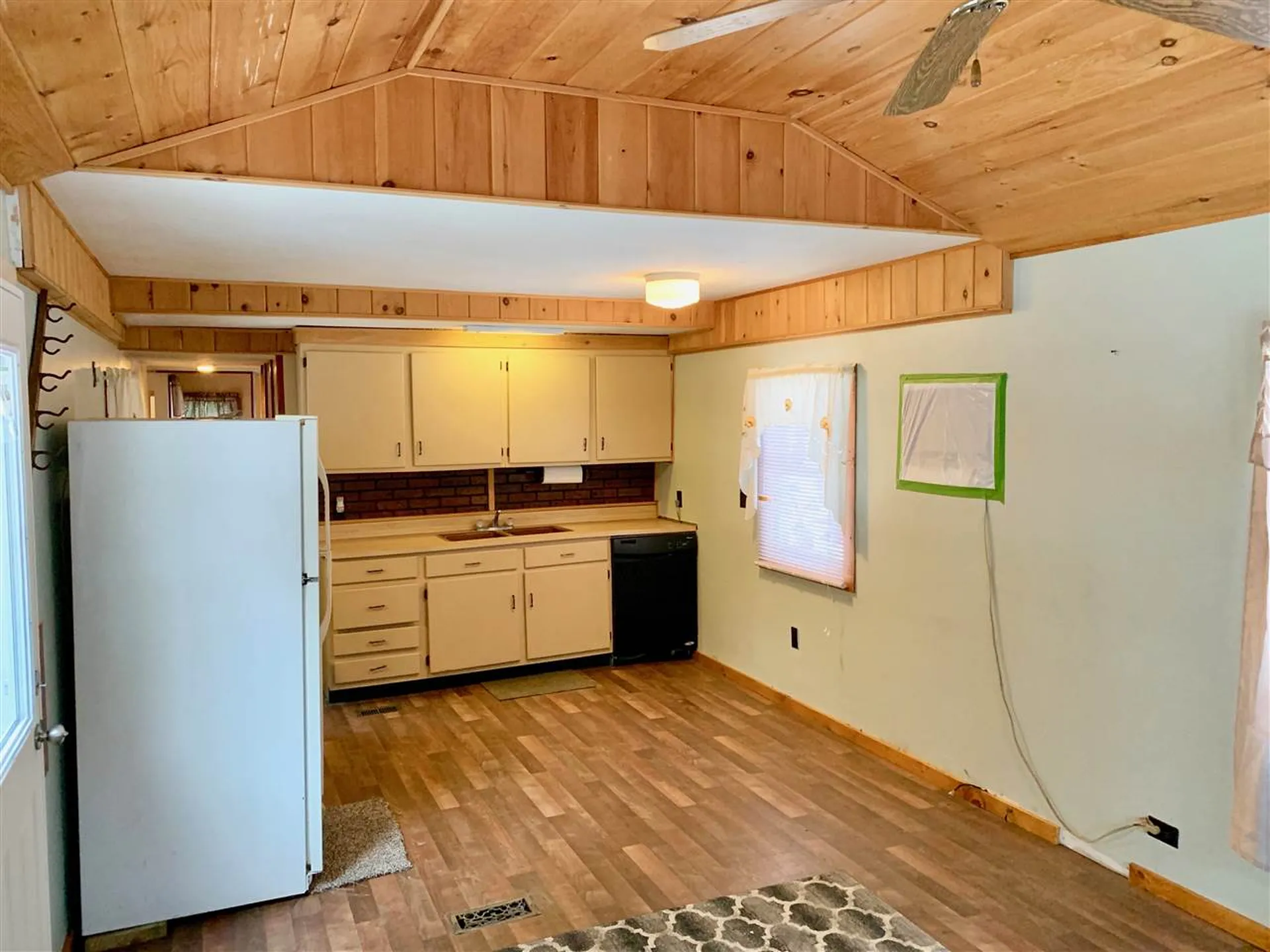 41 Bridge Street Colebrook NH 03576