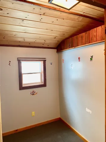 41 Bridge Street Colebrook NH 03576