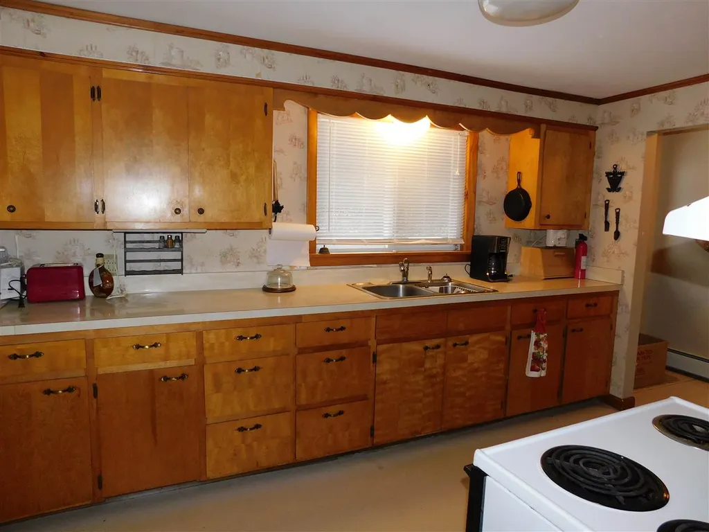 19 Damon Road Springfield VT 05156