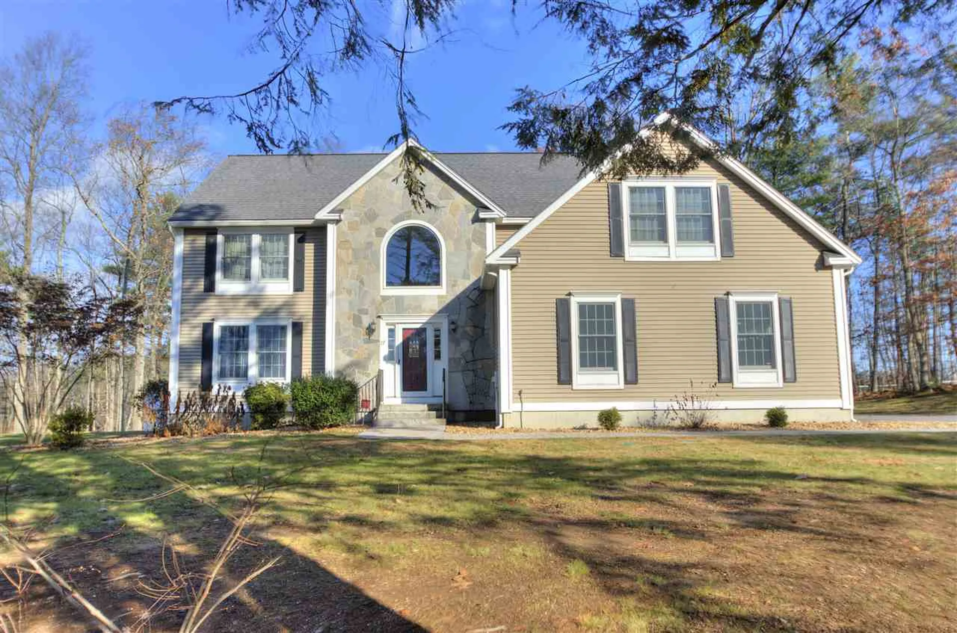 27 Squire Armour Road Windham NH 03087