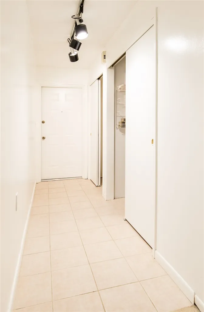 55 Hawthorne Circle South Burlington VT 05403