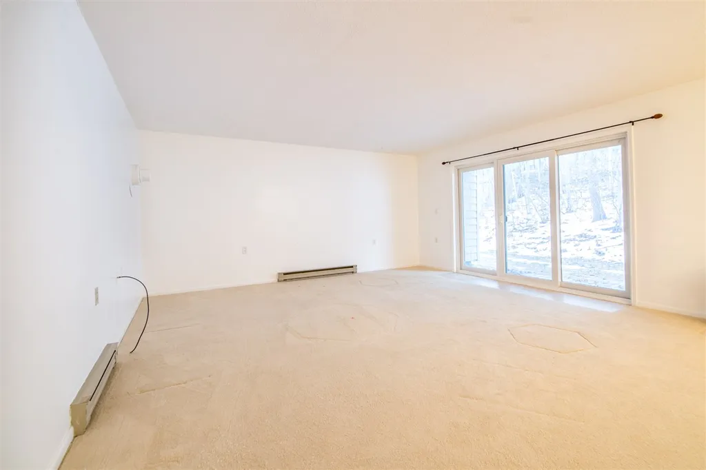 55 Hawthorne Circle South Burlington VT 05403