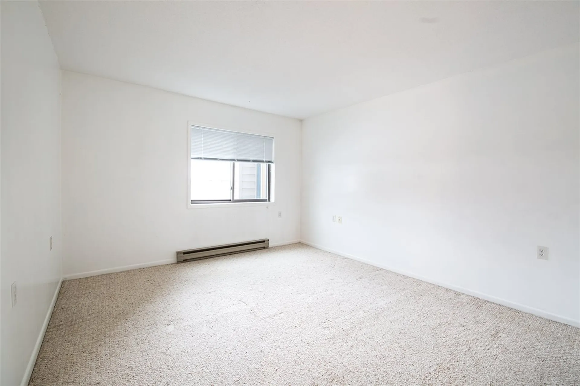 55 Hawthorne Circle South Burlington VT 05403