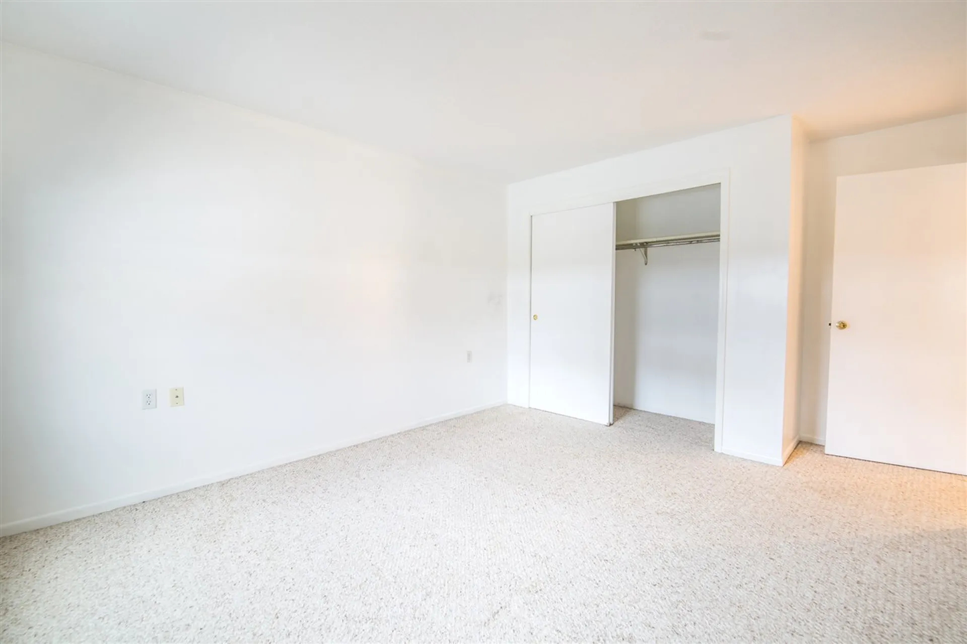 55 Hawthorne Circle South Burlington VT 05403