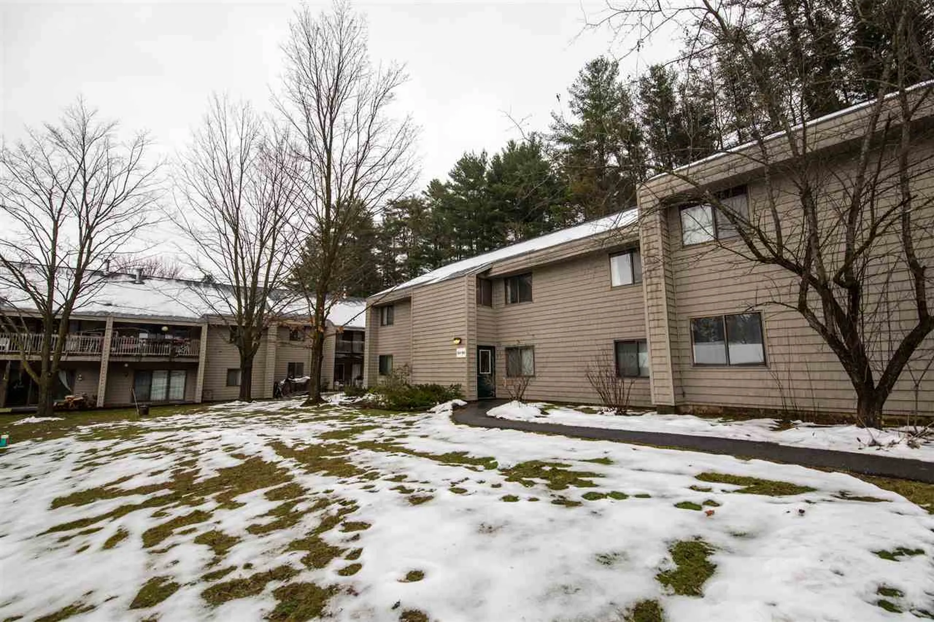 55 Hawthorne Circle South Burlington VT 05403