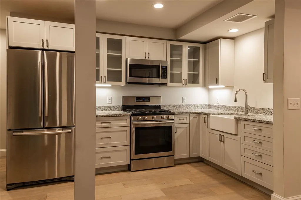 1092 Roscoe Road Charlotte VT 05445