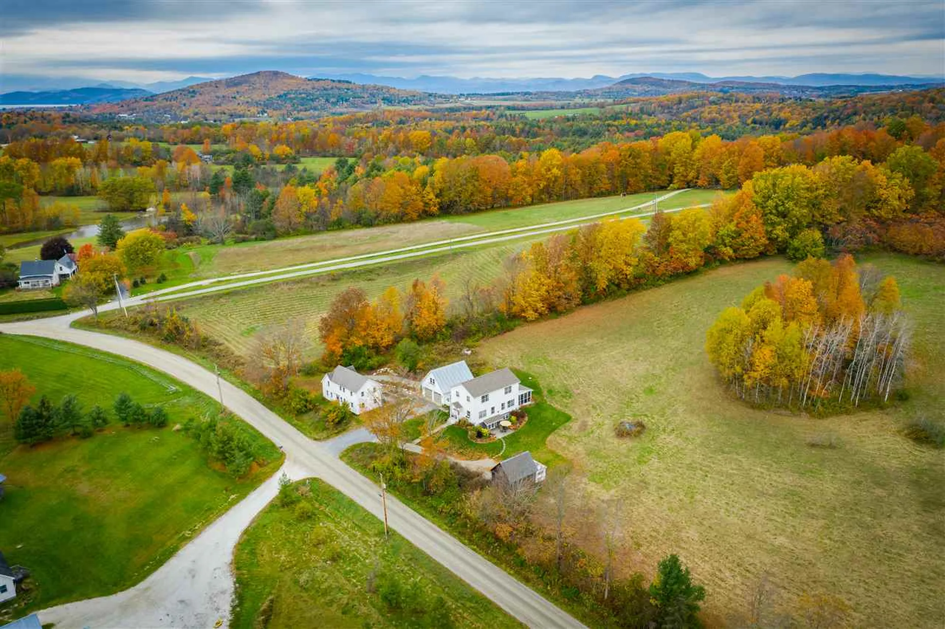 1092 Roscoe Road Charlotte VT 05445