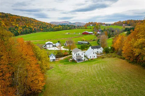 1092 Roscoe Road Charlotte VT 05445