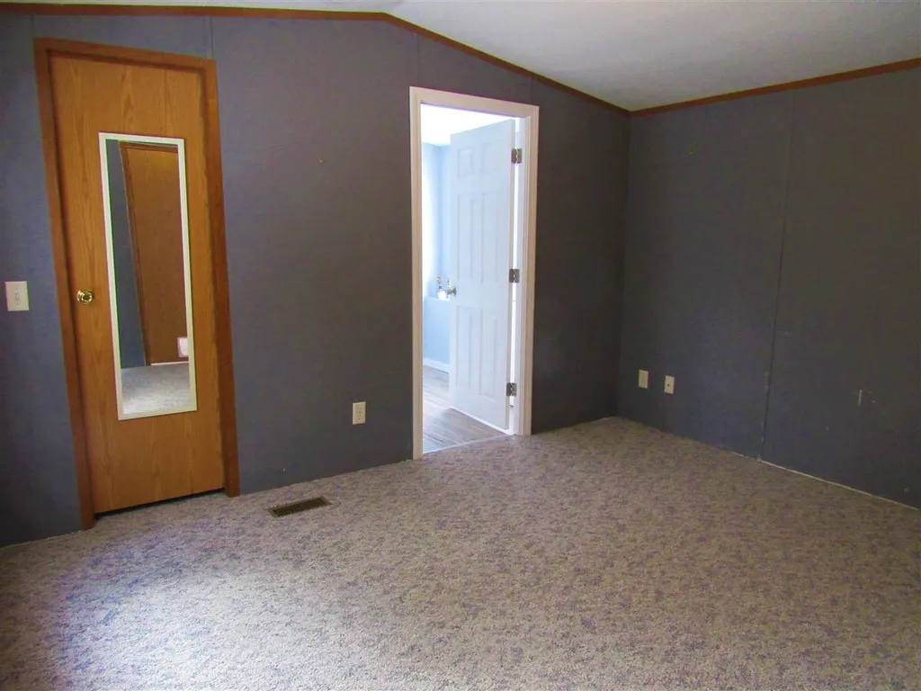 322 Oak Street Newport NH 03773