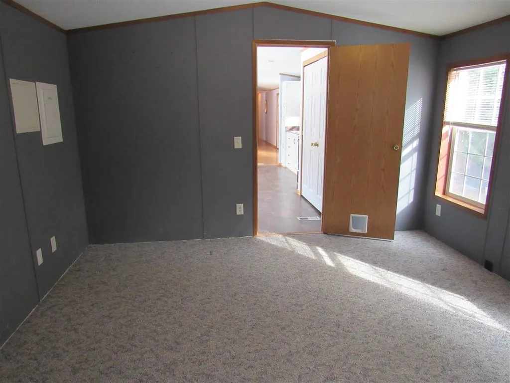 322 Oak Street Newport NH 03773