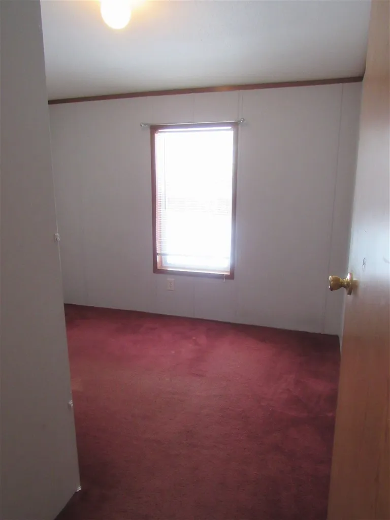 322 Oak Street Newport NH 03773