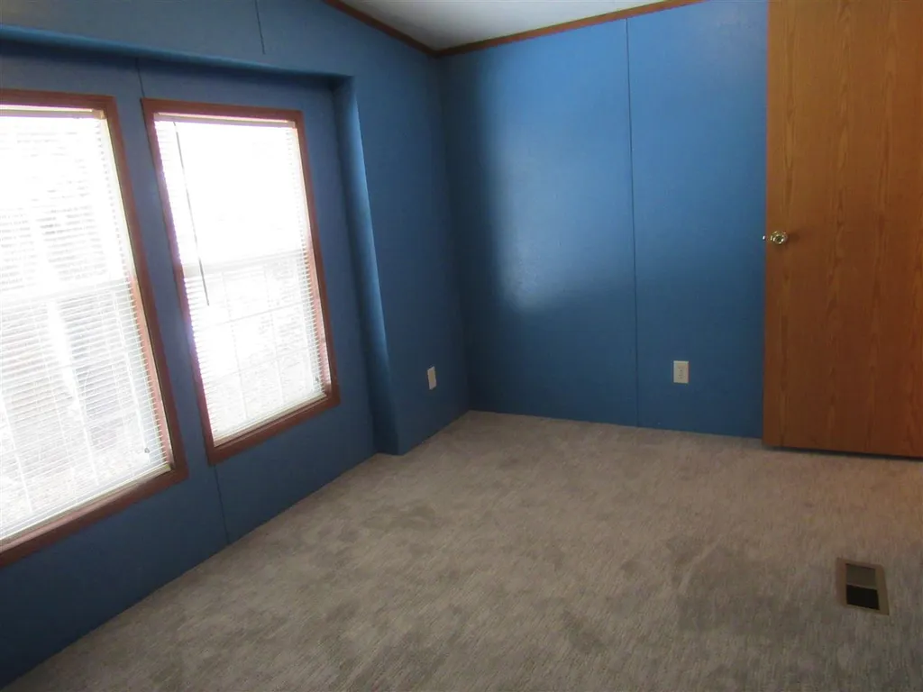 322 Oak Street Newport NH 03773